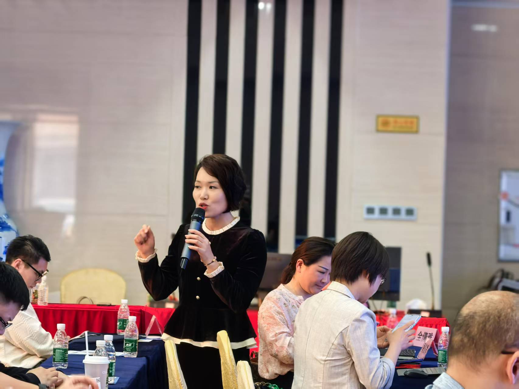 杨双林专家代表受邀参加2025年广东省高新技术企业培育政策宣讲活动(清远站)